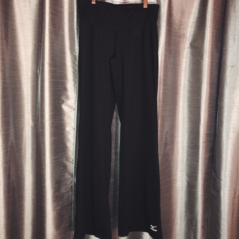 Mizuno pants